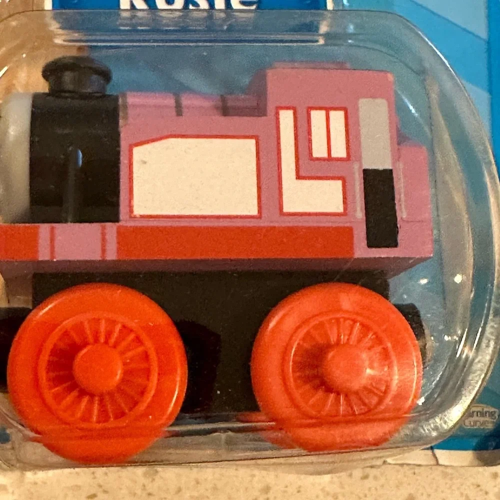 NIB “ROSIE” Thomas The Train Made By Tomy In Original Packaging 18 months + - Picture 4 of 7